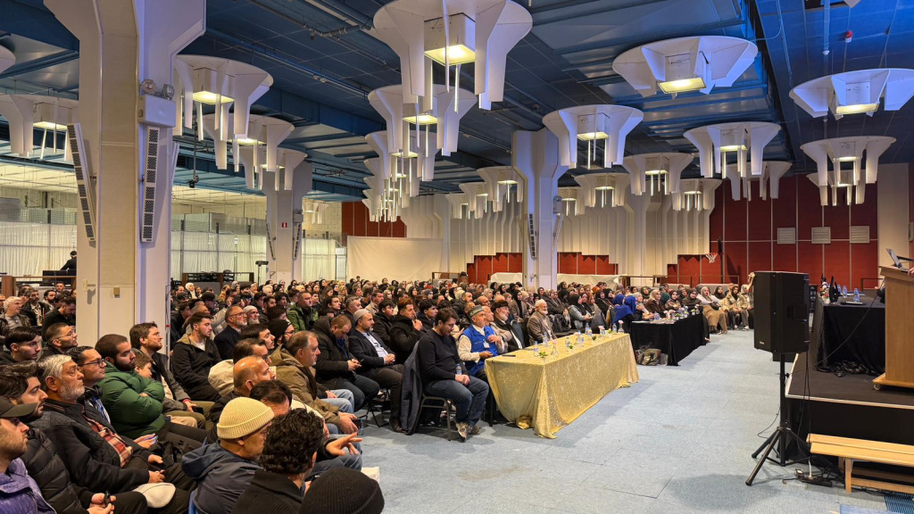 Aralık umresi öncesi manevi buluşma ve seminer